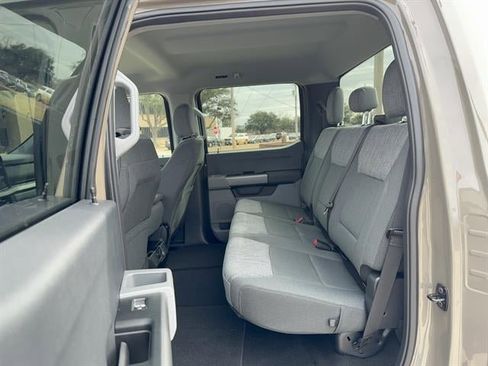 New 2026 Ford F250 XLT w/ FX4 Off-Road Package image 10