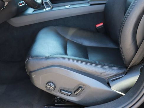 Used 2024 Volvo S60 B5 Core FWD image 11