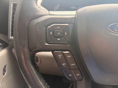 Used 2018 Ford F150 XLT w/ Equipment Group 302A Luxury AWD/4WD image 19