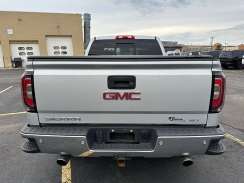 Used 2017 GMC Sierra 1500 SLT w/ SLT Premium Package AWD/4WD image 15