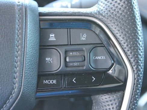 Used 2024 Toyota Tundra Limited image 13