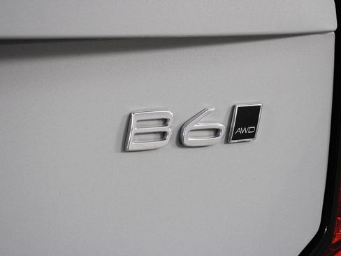 Certified 2026 Volvo XC90 B6 Plus w/ Protection Package Premier AWD/4WD image 20