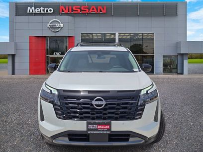 New 2026 Nissan Pathfinder SL w/ SL Premium Package