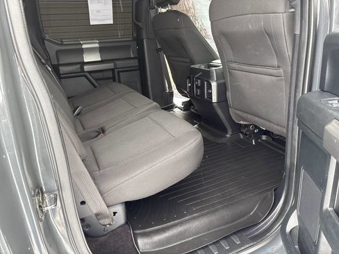 Used 2016 Ford F150 XLT w/ Equipment Group 302A Luxury image 9