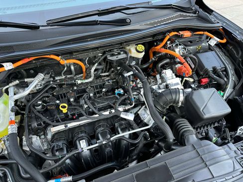 Used 2025 Ford Escape Base image 31