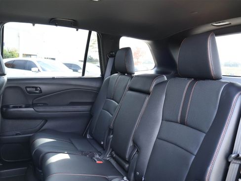 Used 2023 Honda Passport TrailSport image 13