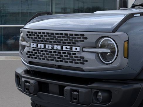 New 2025 Ford Bronco Badlands image 21