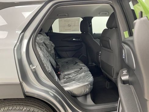 New 2026 Chevrolet TrailBlazer LT w/ Convenience Package AWD/4WD image 12