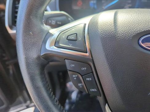 Used 2022 Ford Edge SEL w/ Convenience Package AWD/4WD image 12