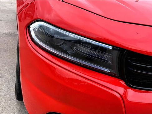 Used 2017 Dodge Charger SXT w/ Plus Group image 27