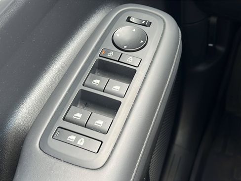 Certified 2025 Hyundai Santa Fe SEL FWD image 17