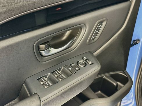 Used 2025 Honda Pilot TrailSport image 18