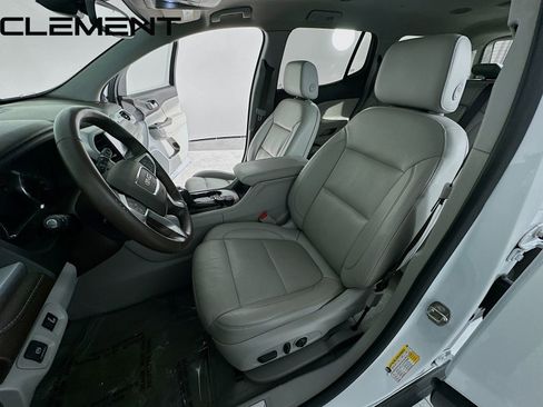Used 2019 GMC Acadia SLT w/ LPO, Cargo Package AWD/4WD image 30