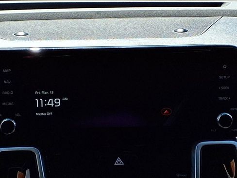 Certified 2022 Kia Sorento S w/ Panoramic Sunroof Package image 14