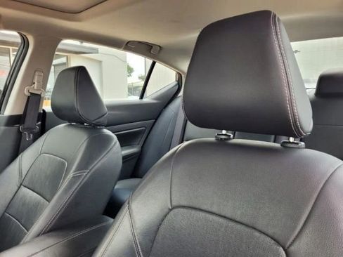 Used 2021 Nissan Altima 2.5 Platinum image 29