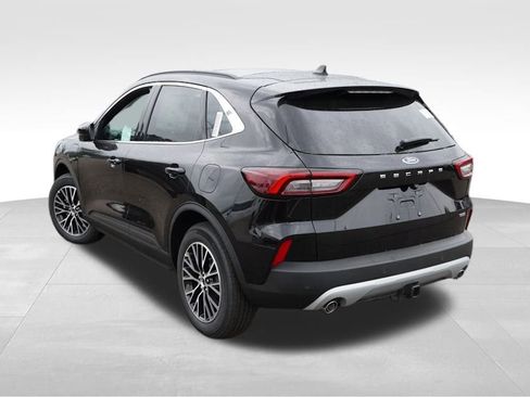 New 2025 Ford Escape SE w/ PHEV Premium Package FWD image 5