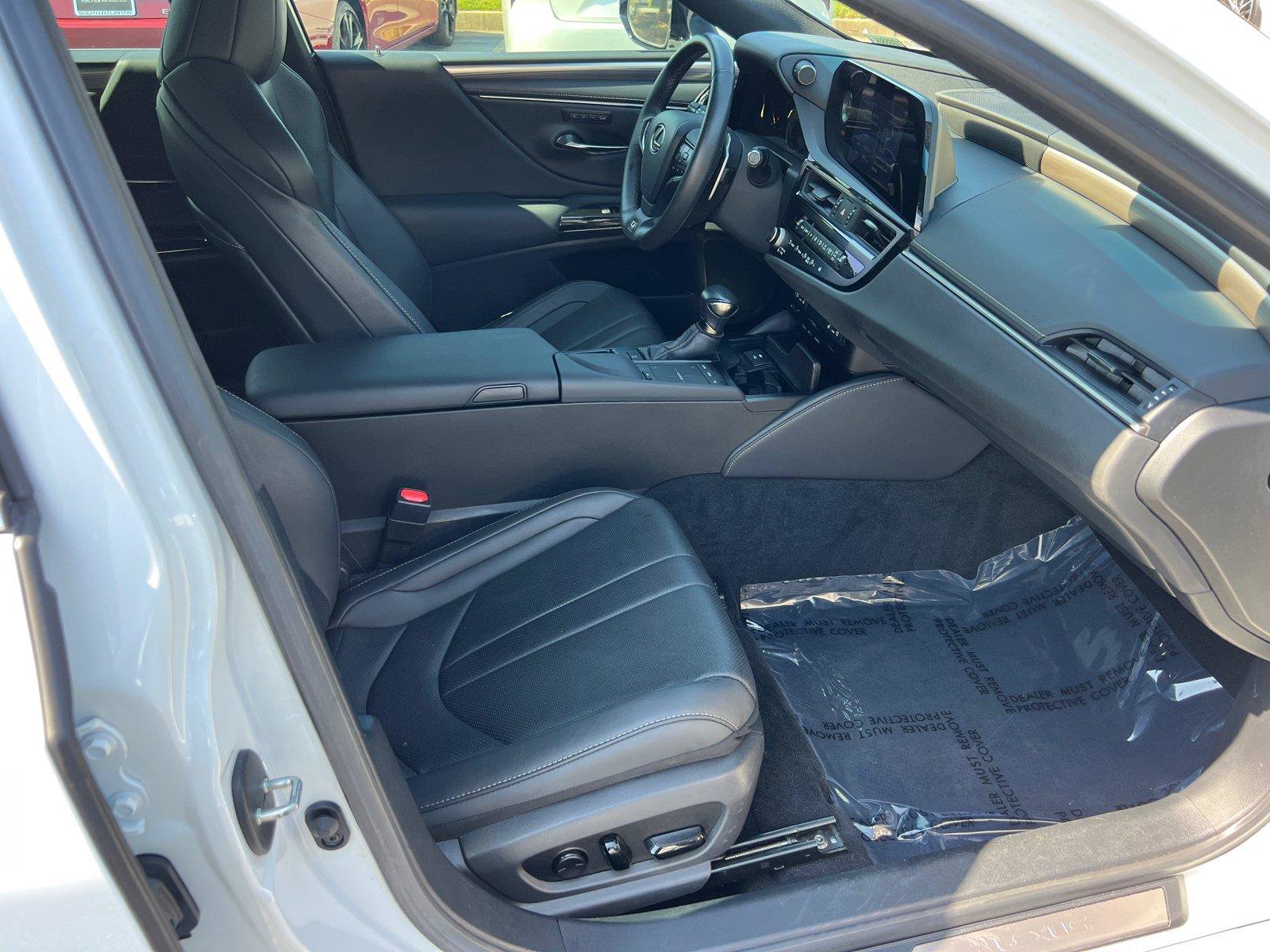 Certified 2022 Lexus ES 350 F Sport w/ Accessory Package FWD image 13