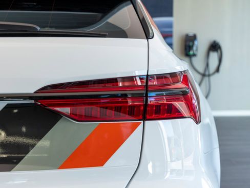 Used 2025 Audi RS 6 performance image 44