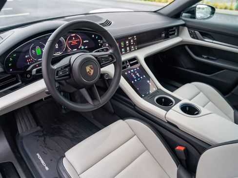 Certified 2025 Porsche Taycan image 4