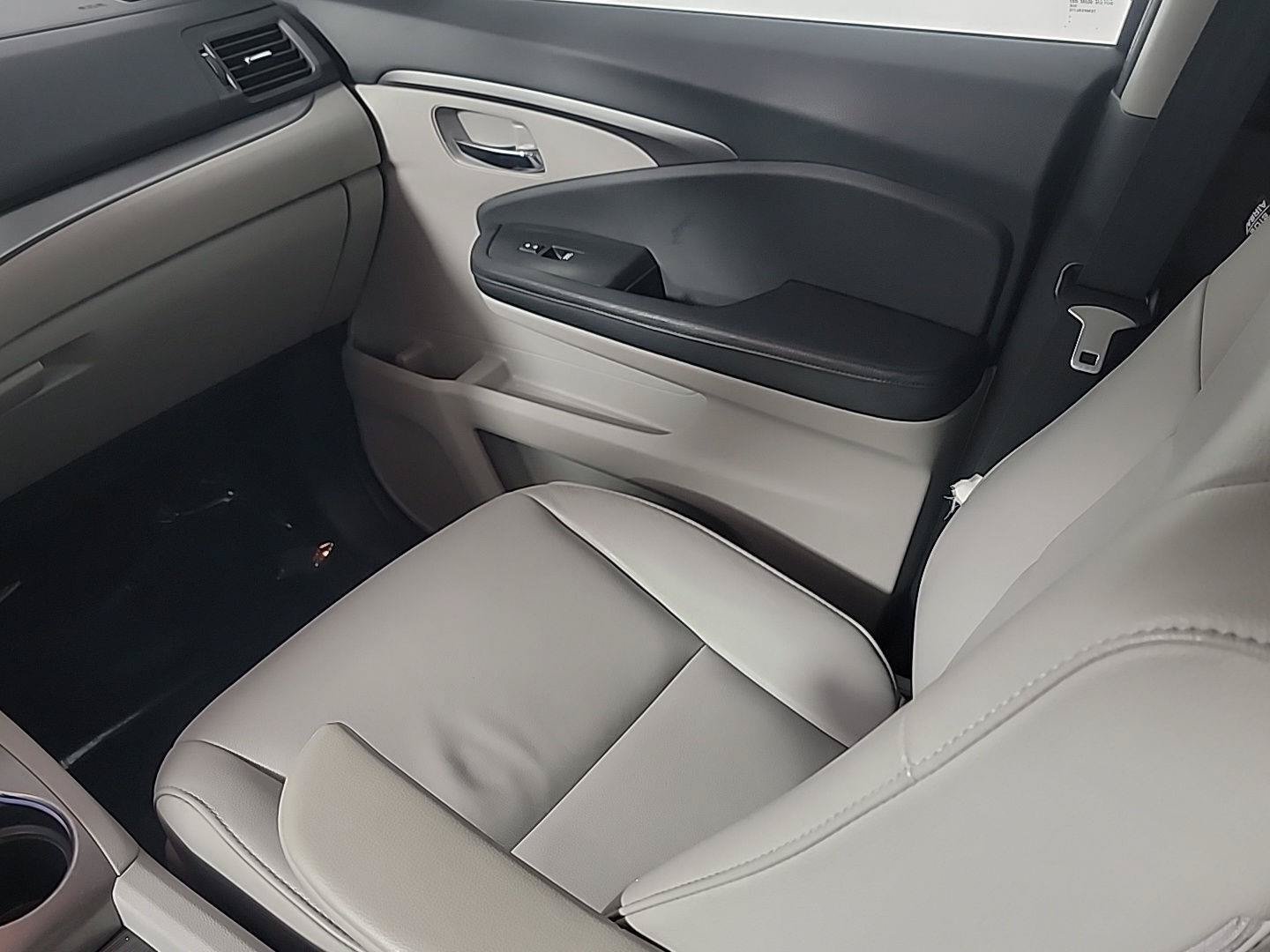 Used 2019 Honda Pilot EX-L image 23