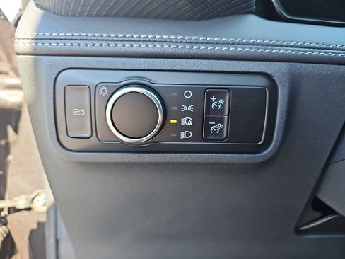 Used 2024 Ford Mustang GT Premium RWD image 28