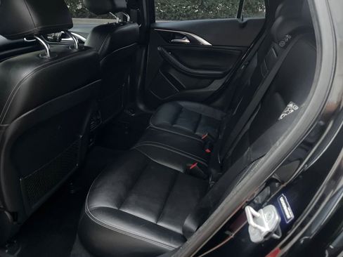 Used 2017 INFINITI QX30 Premium w/ Cargo Package image 16