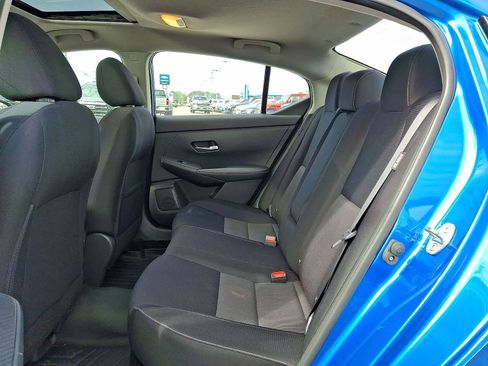 Used 2020 Nissan Sentra SV image 29