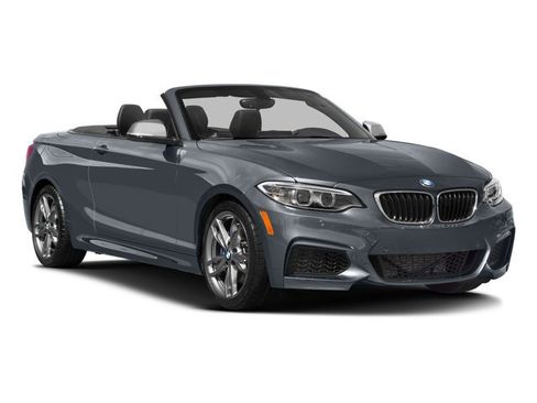 Used 2016 BMW M235i Convertible image 6