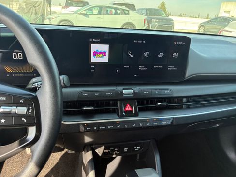 Used 2025 Kia K4 LXS image 17