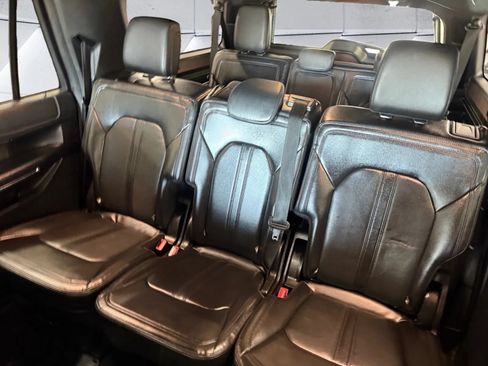 Used 2021 Ford Expedition Max Limited AWD/4WD image 17