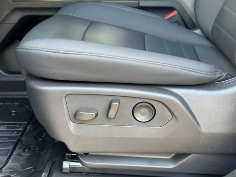 Used 2024 GMC Hummer EV 3X w/ Omega Edition AWD/4WD image 32