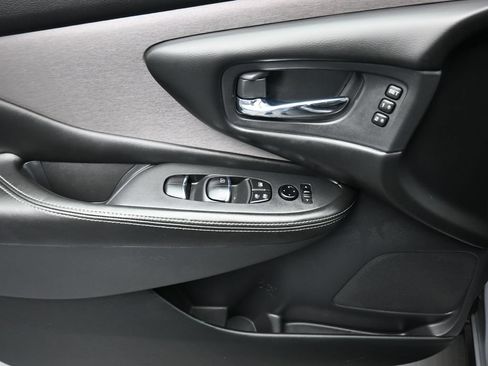 Used 2022 Nissan Murano SL w/ Cargo Package AWD/4WD image 10