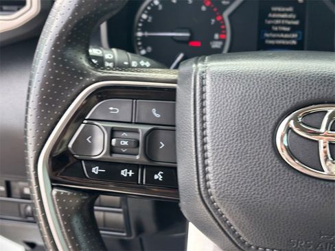 Used 2022 Toyota Tundra SR5 image 16