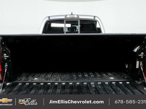 Used 2016 Toyota Tacoma TRD Off-Road image 30