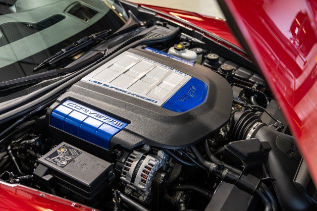 Used 2010 Chevrolet Corvette ZR1 w/ Preferred Equipment Group RWD image 28