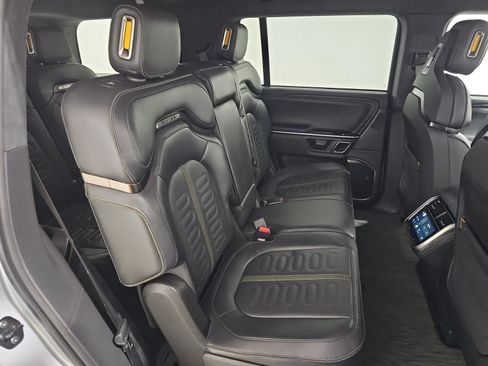 Used 2024 Rivian R1S Adventure AWD/4WD image 23