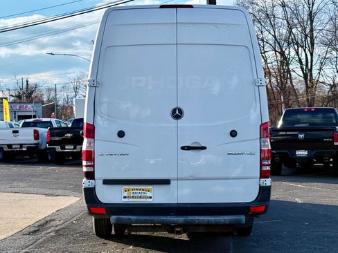 Used 2014 Mercedes-Benz Sprinter 3500 image 6