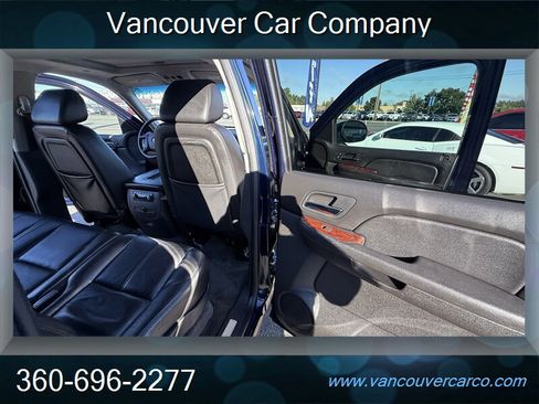 Used 2009 Chevrolet Suburban LT AWD/4WD image 17