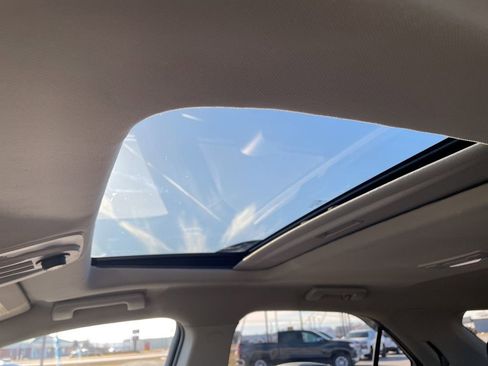 Used 2016 Chevrolet Equinox LTZ w/ Enhanced Convenience Package image 13