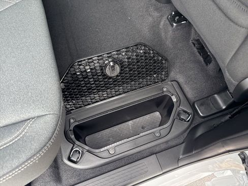 New 2026 RAM 1500 4x4 Crew Cab image 44