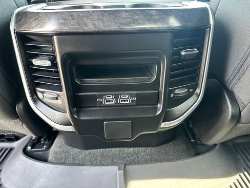 Used 2023 RAM 1500 Big Horn AWD/4WD image 24