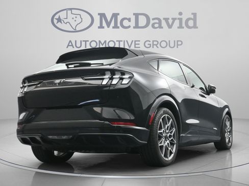 Used 2025 Ford Mustang Mach-E GT AWD/4WD image 31