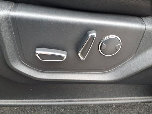 Used 2017 Ford F250 Lariat w/ Lariat Ultimate Package image 29