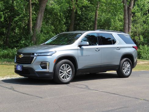 Certified 2023 Chevrolet Traverse LT AWD/4WD image 20