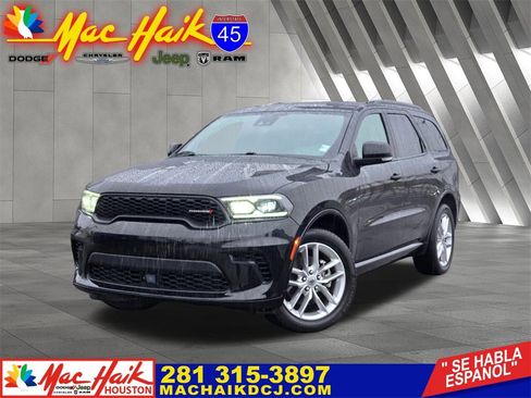 Used 2024 Dodge Durango GT image 1