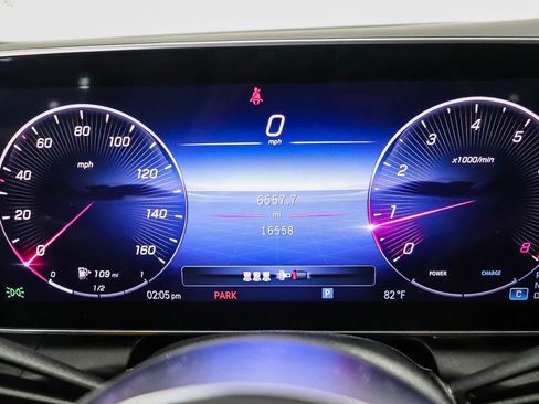 Used 2024 Mercedes-Benz GLC 300 image 24