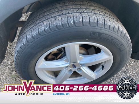 Used 2019 Ford Explorer 4WD image 9