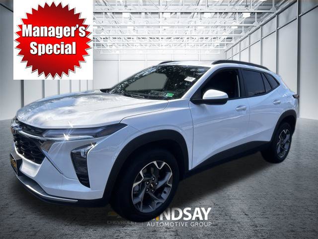 Certified 2026 Chevrolet Trax LT FWD image 1