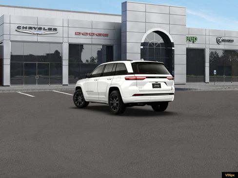 New 2026 Jeep Grand Cherokee Limited AWD/4WD image 5