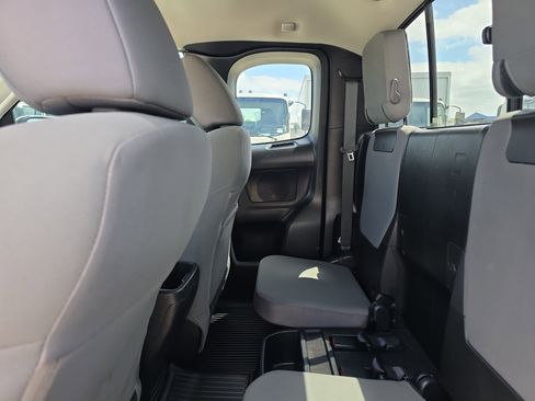 Used 2023 Toyota Tacoma SR RWD image 15